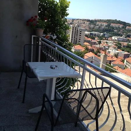 Guest house Tomas